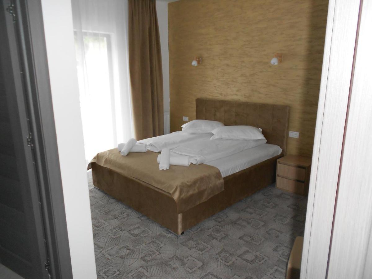 Hotel Andrana Caciulata Zewnętrze zdjęcie