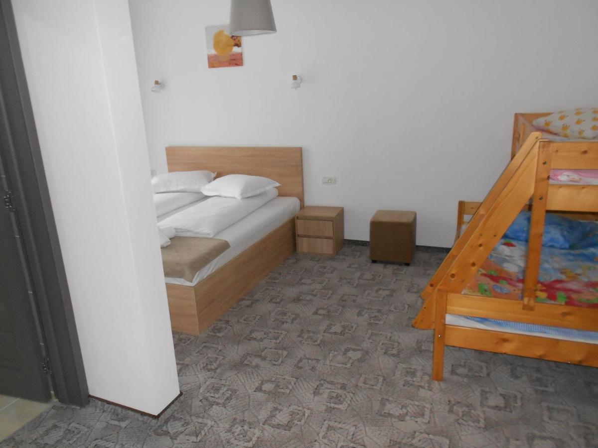 Hotel Andrana Caciulata Zewnętrze zdjęcie